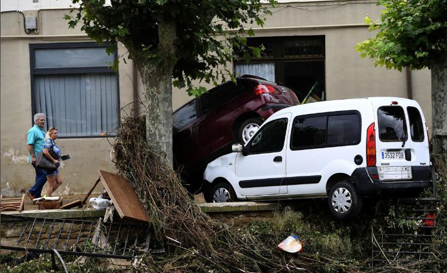 Spanish man dies after being swept away by floods