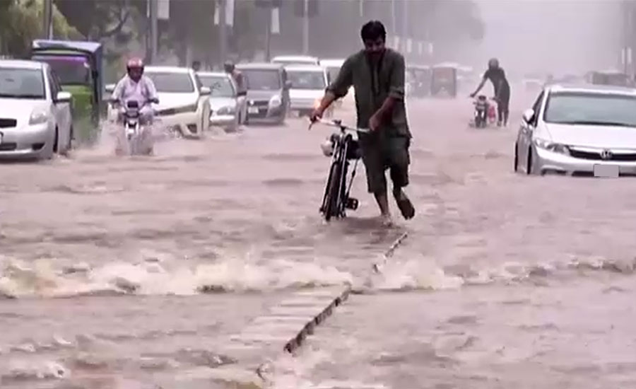 250mm rain inundates low-lying areas in Lahore