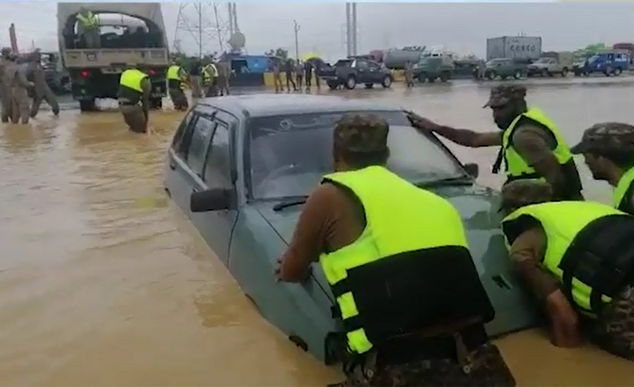 Nine more die as incessant rain wreaks havoc in Karachi, adjoining areas