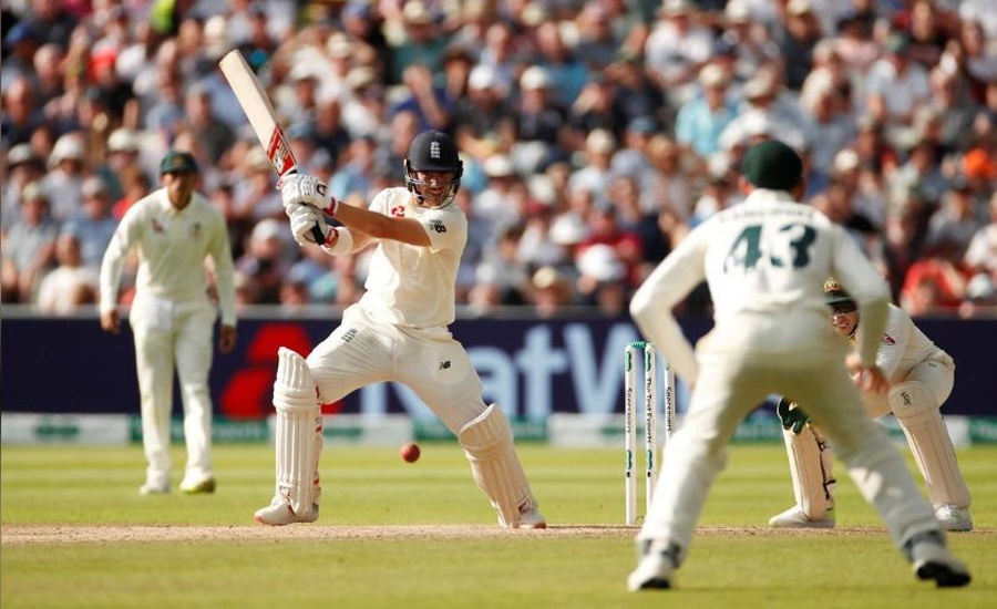 Burns maiden ton helps England take initiative in Ashes Test opener