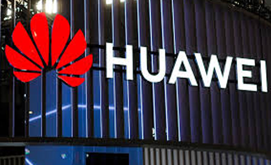 Huawei tests smartphone with own operating system, possibly for sale this year