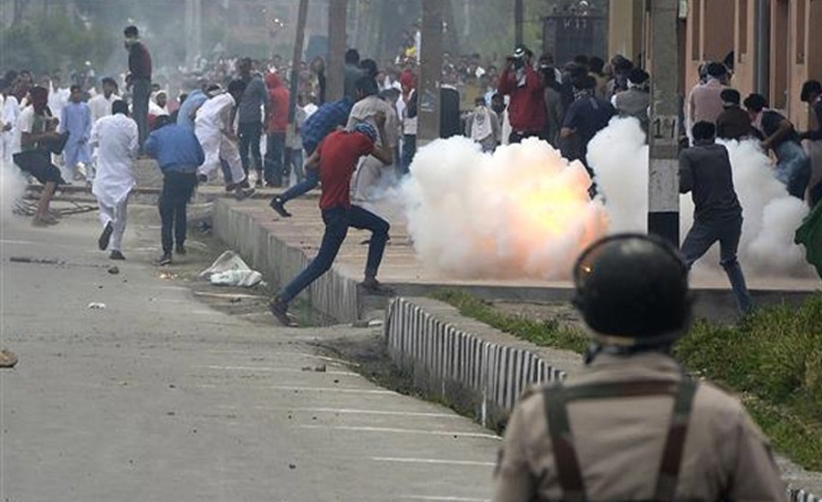 Over 500 political workers detained as curfew continues in Occupied Kashmir