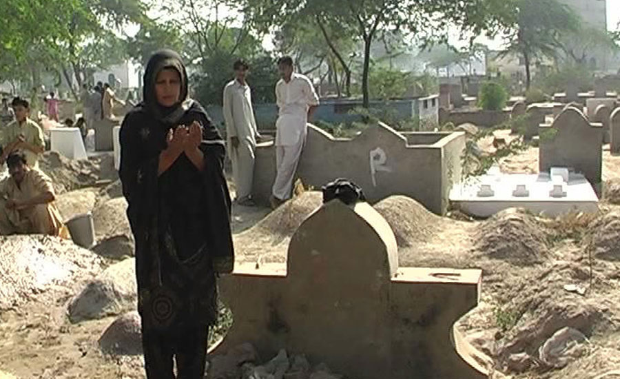 Graveyards being visited by large number of people on 9th Muharram