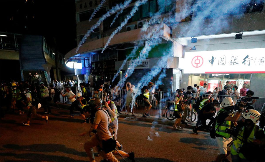 Hong Kong riot police move to curb airport protest after violent clashes