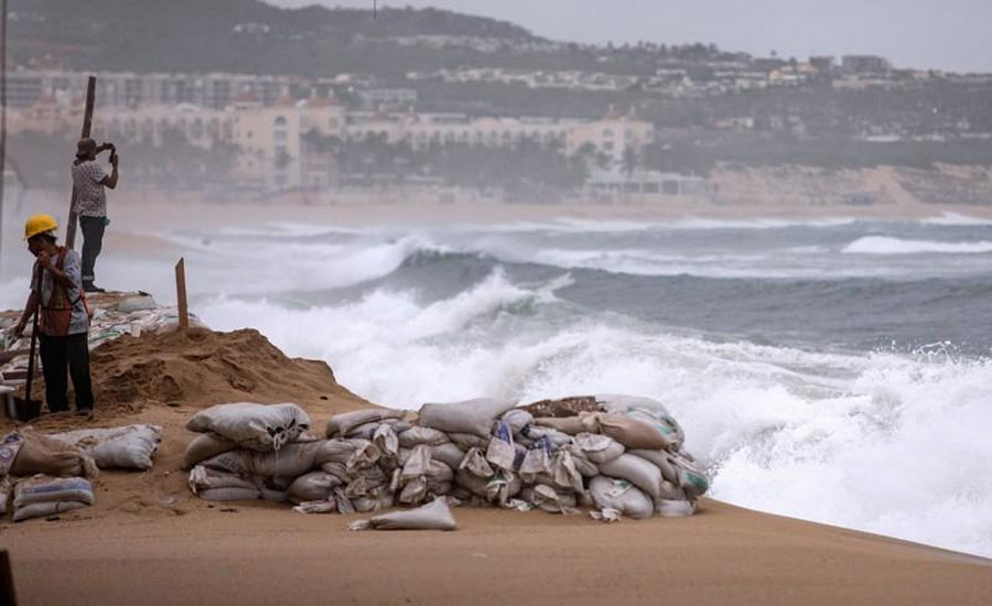 Hurricane Lorena drenches parts of Gulf of California, moves north of Mexico's Los Cabos