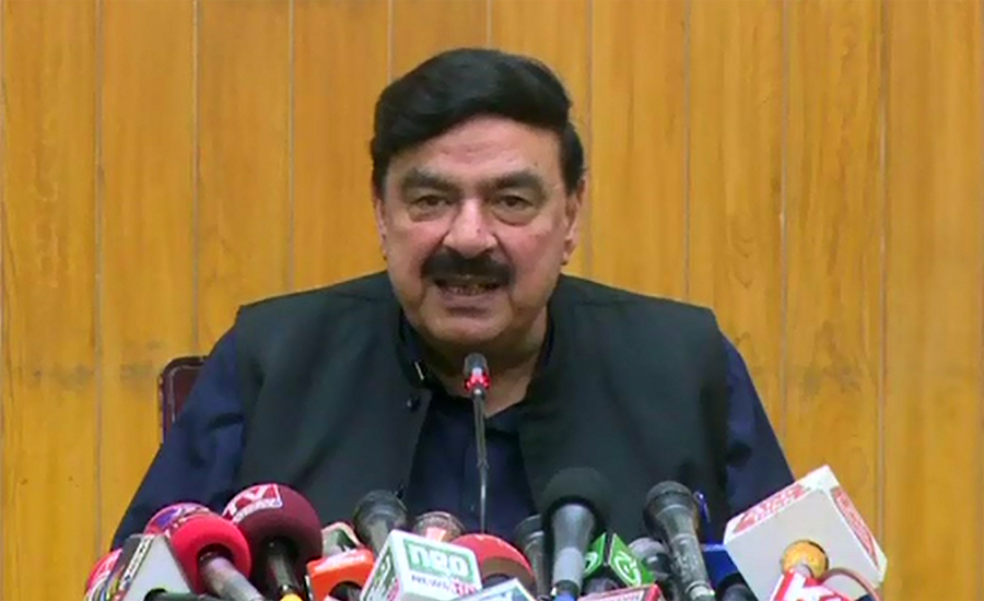 Asked Maulana Fazlur Rahman not to set foot on hot place: Sheikh Rasheed