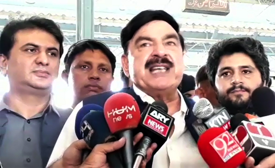 Pak Army, nation know well how to defend borders: Sheikh Rasheed