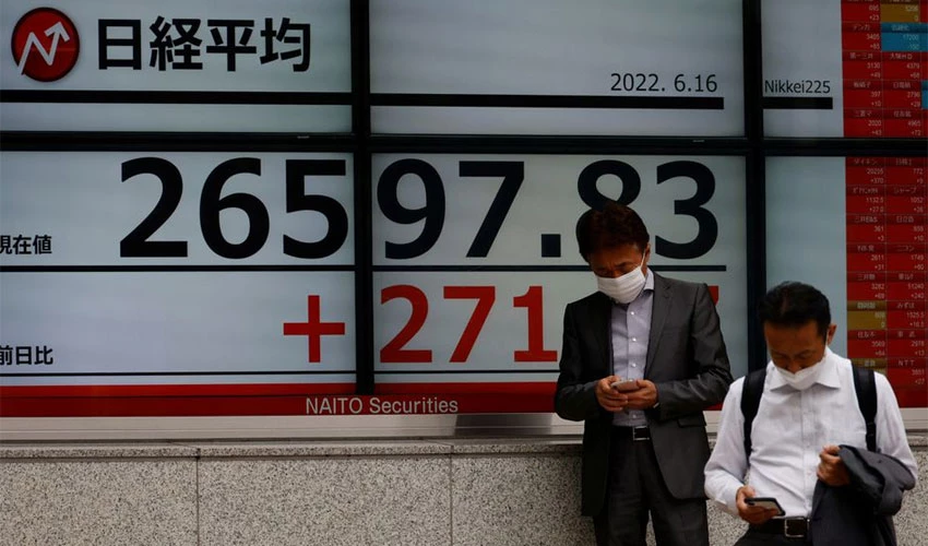 Asian shares end quarter in sombre mood, dollar on high