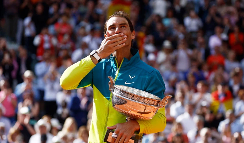 Nadal destroys Ruud for 14th French Open title