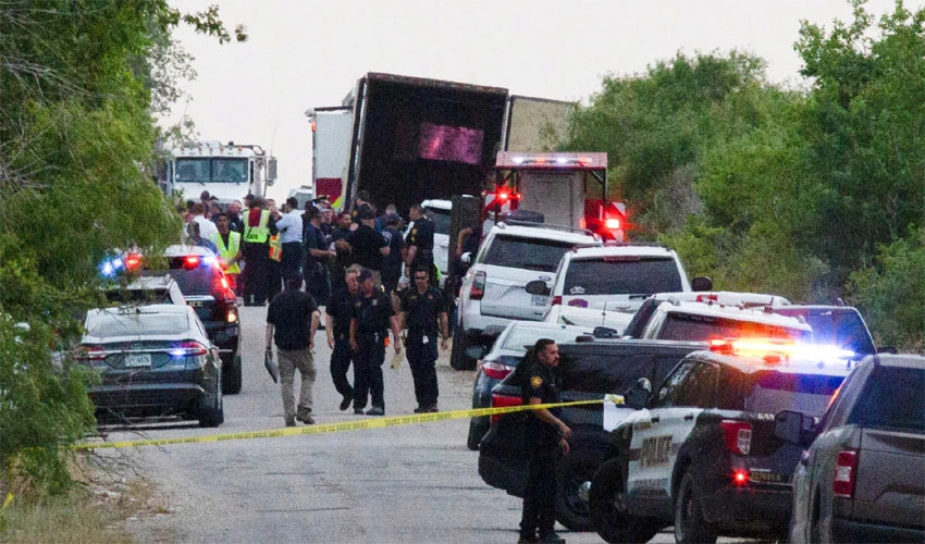 'Stacks of bodies': 46 dead migrants found in truck in Texas