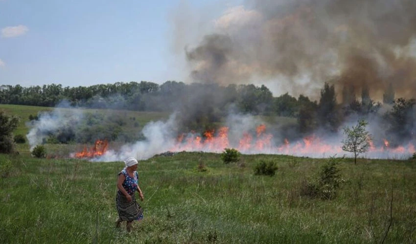 Ukrainians left with one way out of Sievierodonetsk, as fierce fighting rages