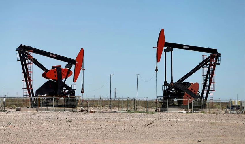 Oil prices extend losses as demand concerns outweigh tight supply