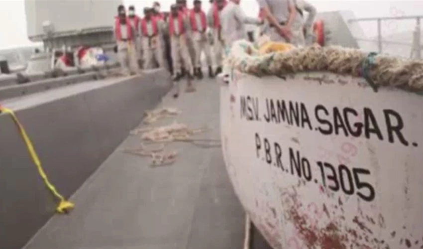 9 out of 10 people aboard the Indian boat were rescued by Pak Navy