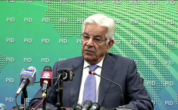 A man has lost mental balance after losing power, says Khawaja Asif