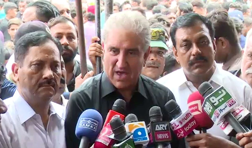 Accepting resignations of a few MNAs is dishonesty: Shah Mahmood Qureshi