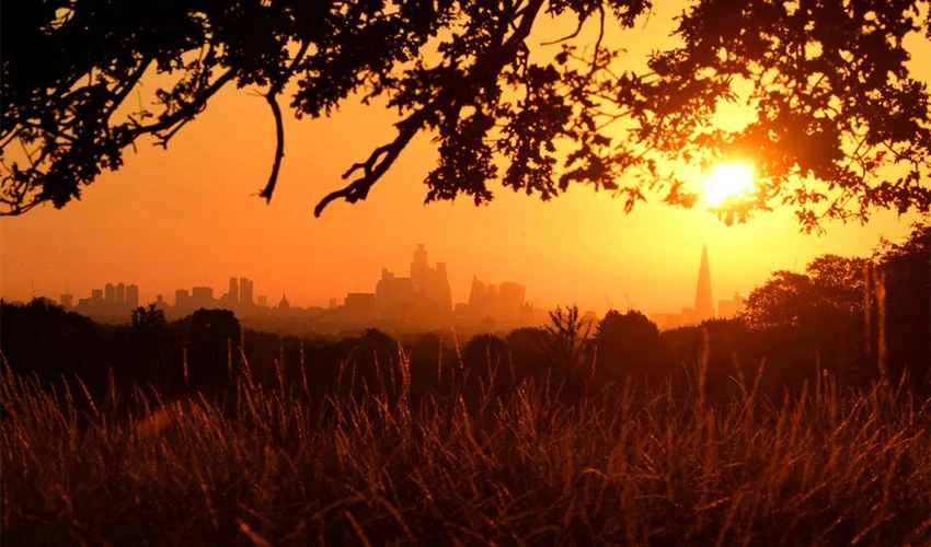 'Extreme' weather warning in force in Britain as new heatwave hits