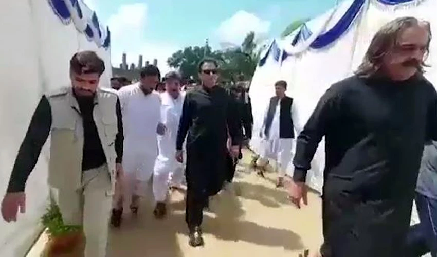 PTI chairman Imran Khan visits flood-hit areas in Dera Ismail Khan