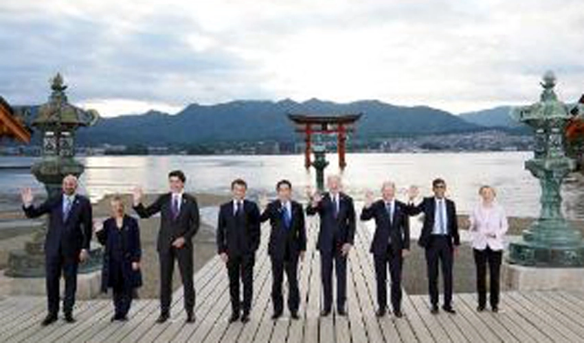 G7 leaders visit Hiroshima memorial in shadow of new threats