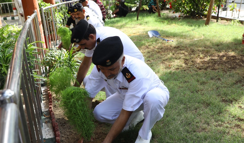 World Environment Day: Pak Navy stresses steps to protect marine ecosystem