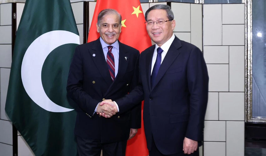 PM, Chinese counterpart agree to celebrate Decade of CPEC this year to showcase success