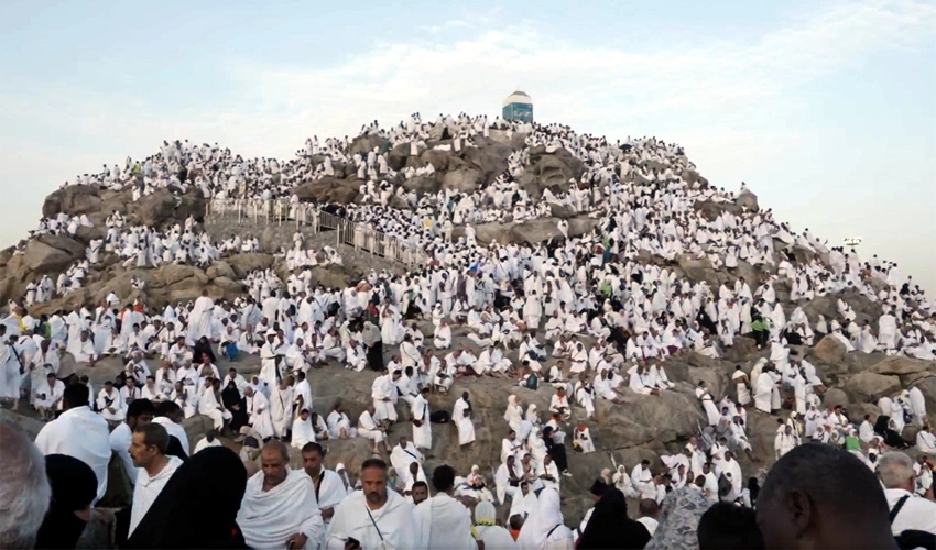 Most crucial Hajj ritual begins as millions converge at Mount Arafat