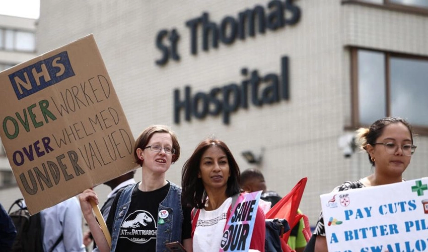 Doctors walk out in UK health service's biggest strike