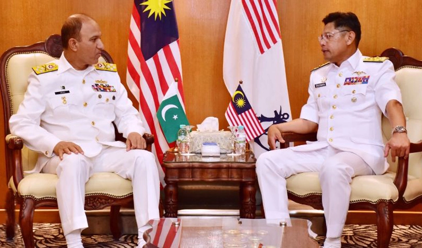 CNS Amjad Niazi, Royal Malaysian Navy chief discuss regional maritime security