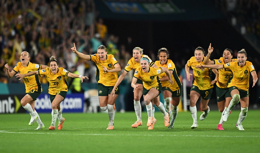 Australia into Women's World Cup semi-finals after dramatic penalty shoot-out