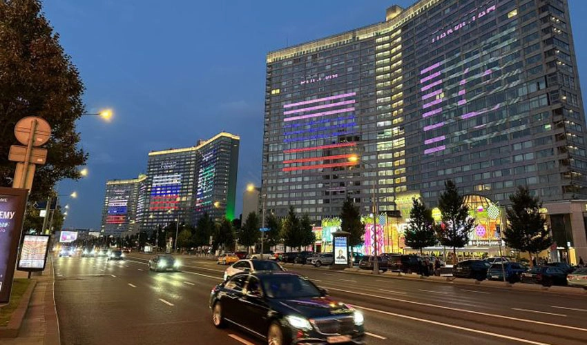 Pakistani, Russian flags digitally displayed on high rise buildings in Moscow