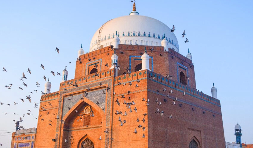 Three-day Urs of Hazrat Bahauddin Zakariya starts in Multan