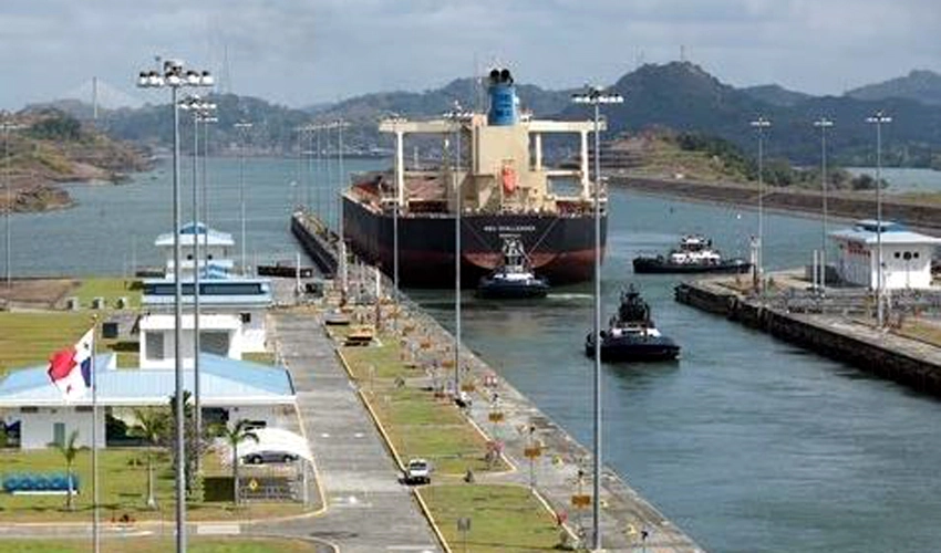 Drought-hit Panama Canal to restrict access for one year