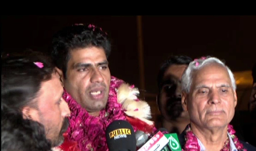 Javelin thrower Arshad Nadeem accorded rousing welcome in hometown