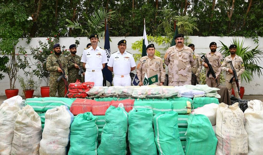 Pak Navy seizes huge cache of narcotics at Arabian Sea