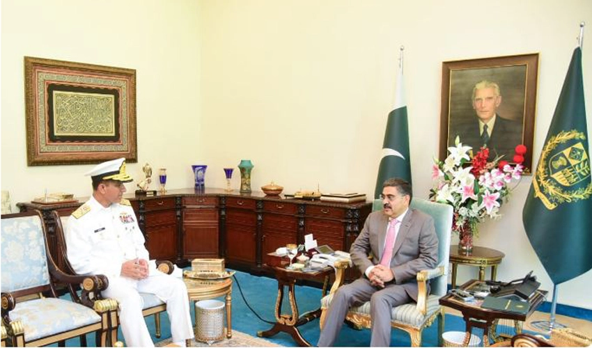 Outgoing CNS Amjad Niazi pays farewell call on Caretaker PM Kakar