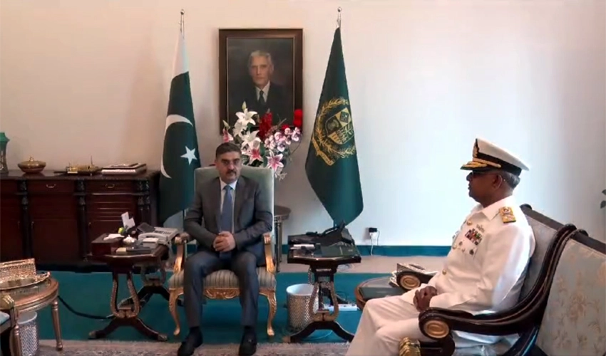 PM, newly-appointed CNS Naveed Ashraf discuss matters of Pak Navy