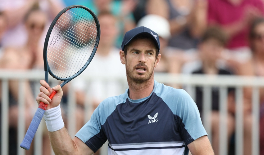 Injured Murray out of Davis Cup clash with Djokovic