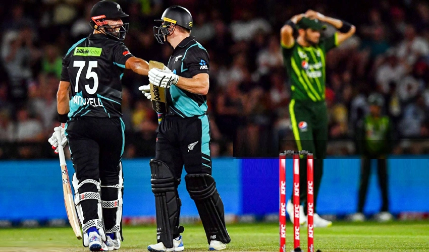 Mitchell, Phillips steer New Zealand to 7-wicket win over Pakistan in fourth T20I