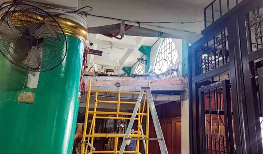 One dead, 53 hurt as Philippine church balcony collapses during mass