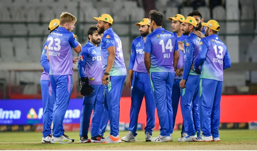 Multan Sultans clinch qualifier berth after easy win over Gladiators