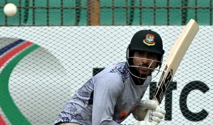 Bangladesh's Soumya injured during Sri Lanka ODI