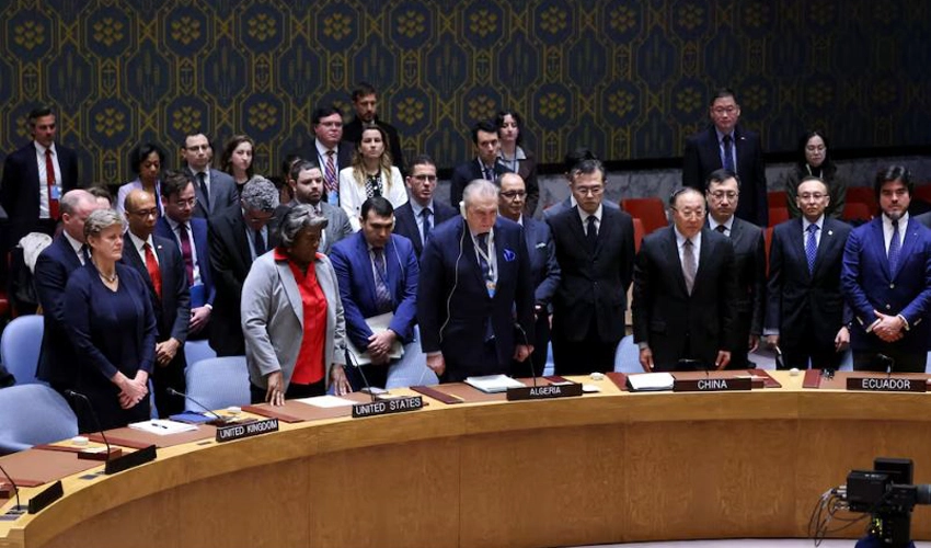 UN Security Council for first time demands immediate Gaza ceasefire as US abstains