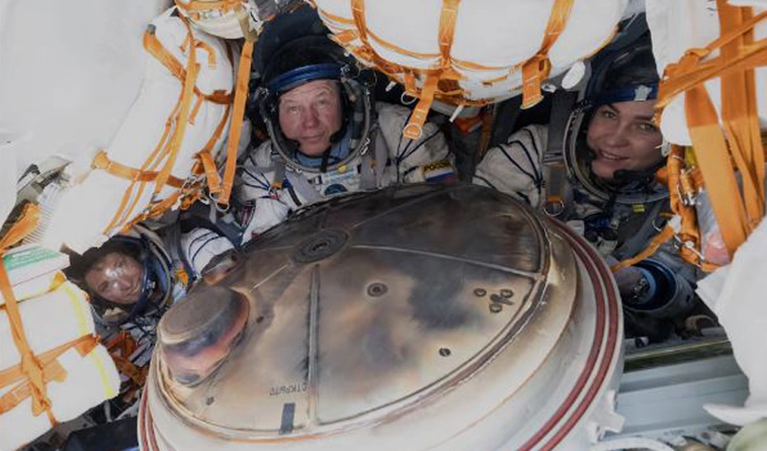 Russian descent vehicle lands in Kazakhstan with three astronauts