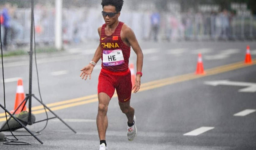 Beijing half marathon runners stripped of medals after controversial finish