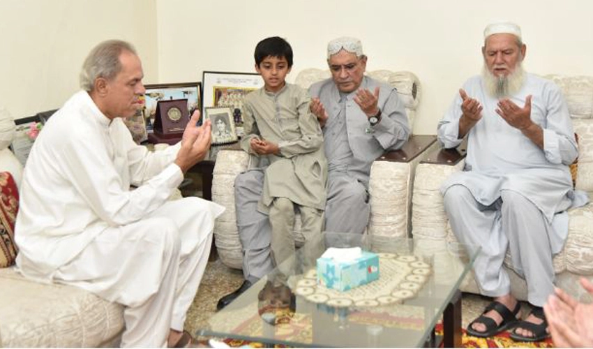 President Asif Zardari visits house of Shaheed Maj Babar Khan, says nation salutes its martyrs