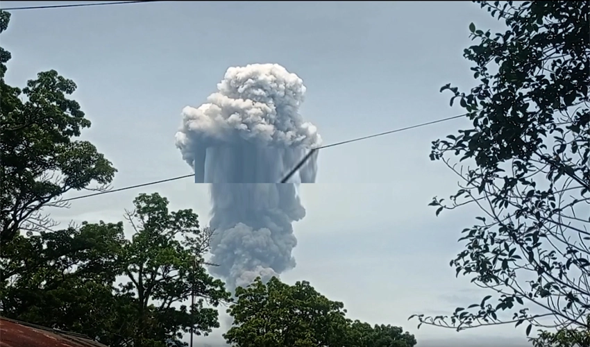 Indonesia volcano belches ash tower 2 km into the sky