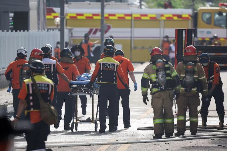 18 Chinese among 22 dead in South Korea battery plant fire